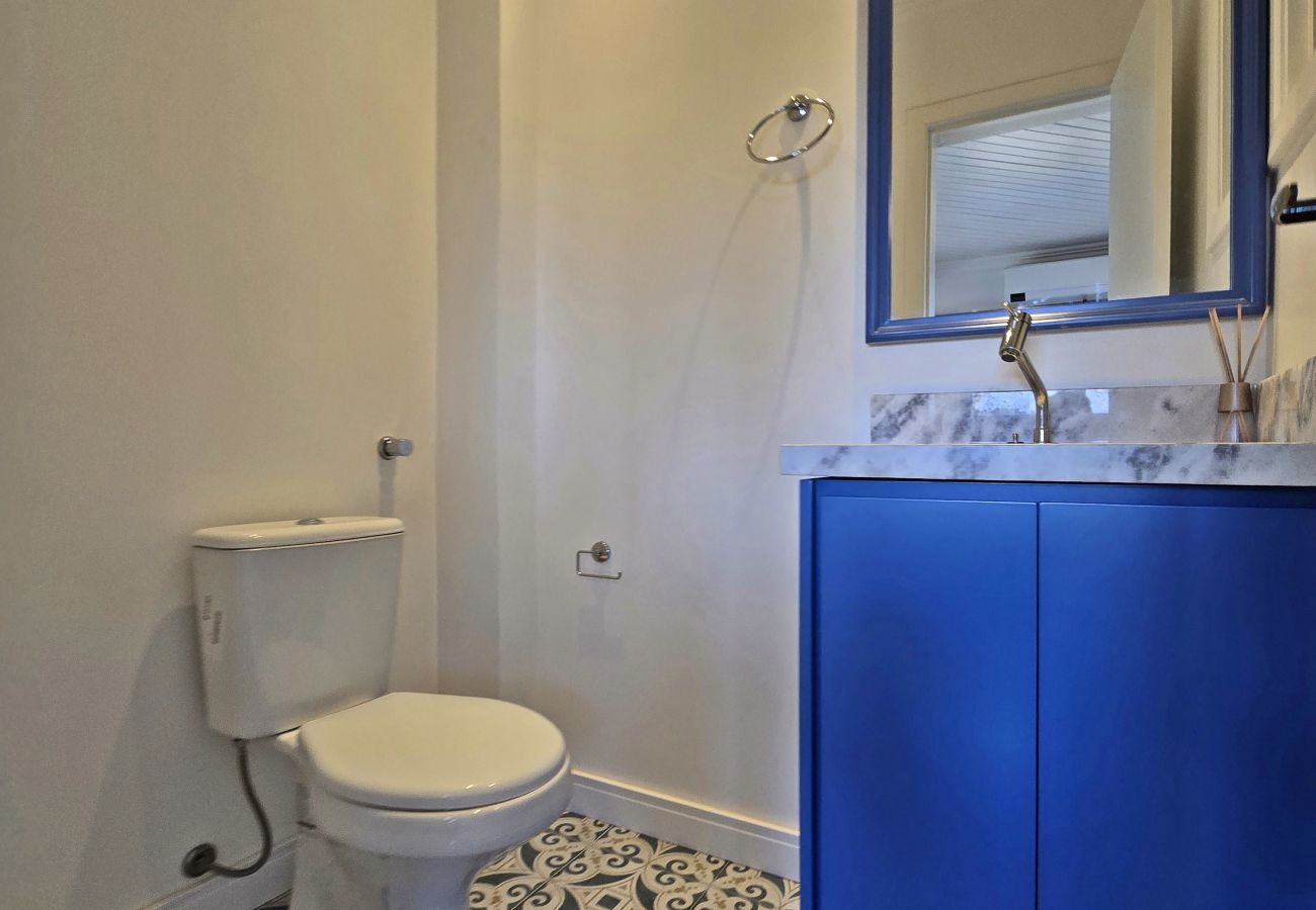 Apartamento em Gramado - NOVO! Duplex 3 dormitórios a 100m da Rua Torta! 