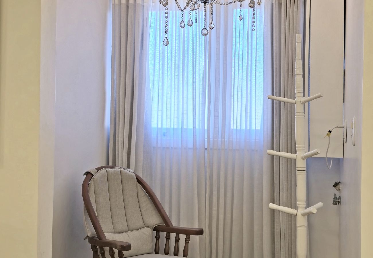 Apartamento em Gramado - NOVO! Duplex 3 dormitórios a 100m da Rua Torta! 