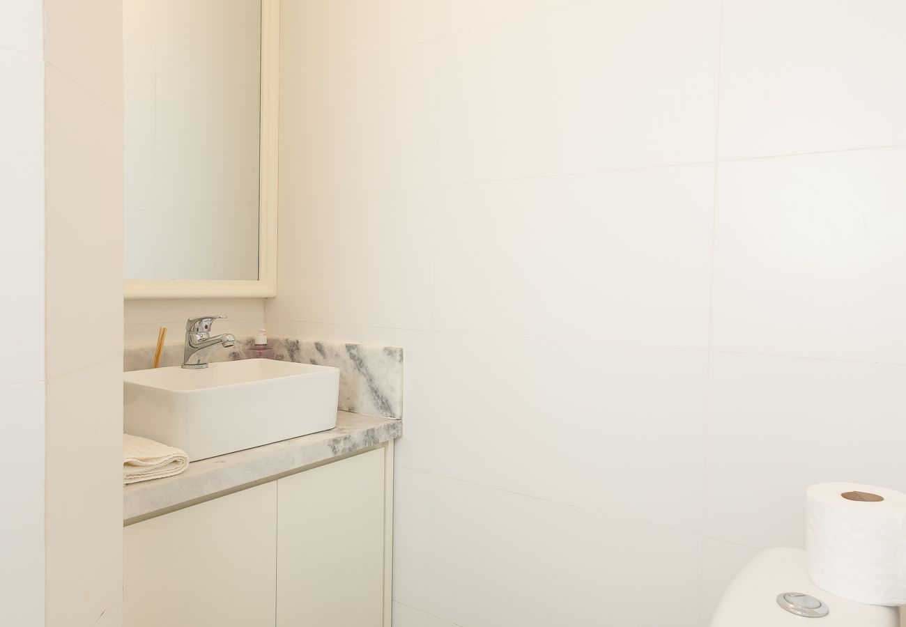 Apartamento em Gramado - NOVO! Duplex 3 dormitórios a 100m da Rua Torta! 