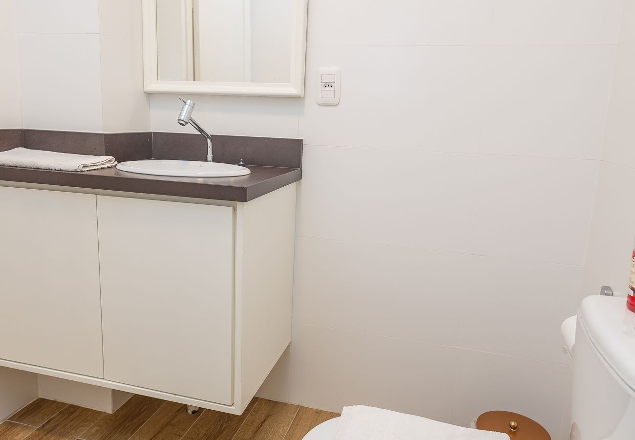 Apartamento em Gramado - NOVO! Duplex 3 dormitórios a 100m da Rua Torta! 