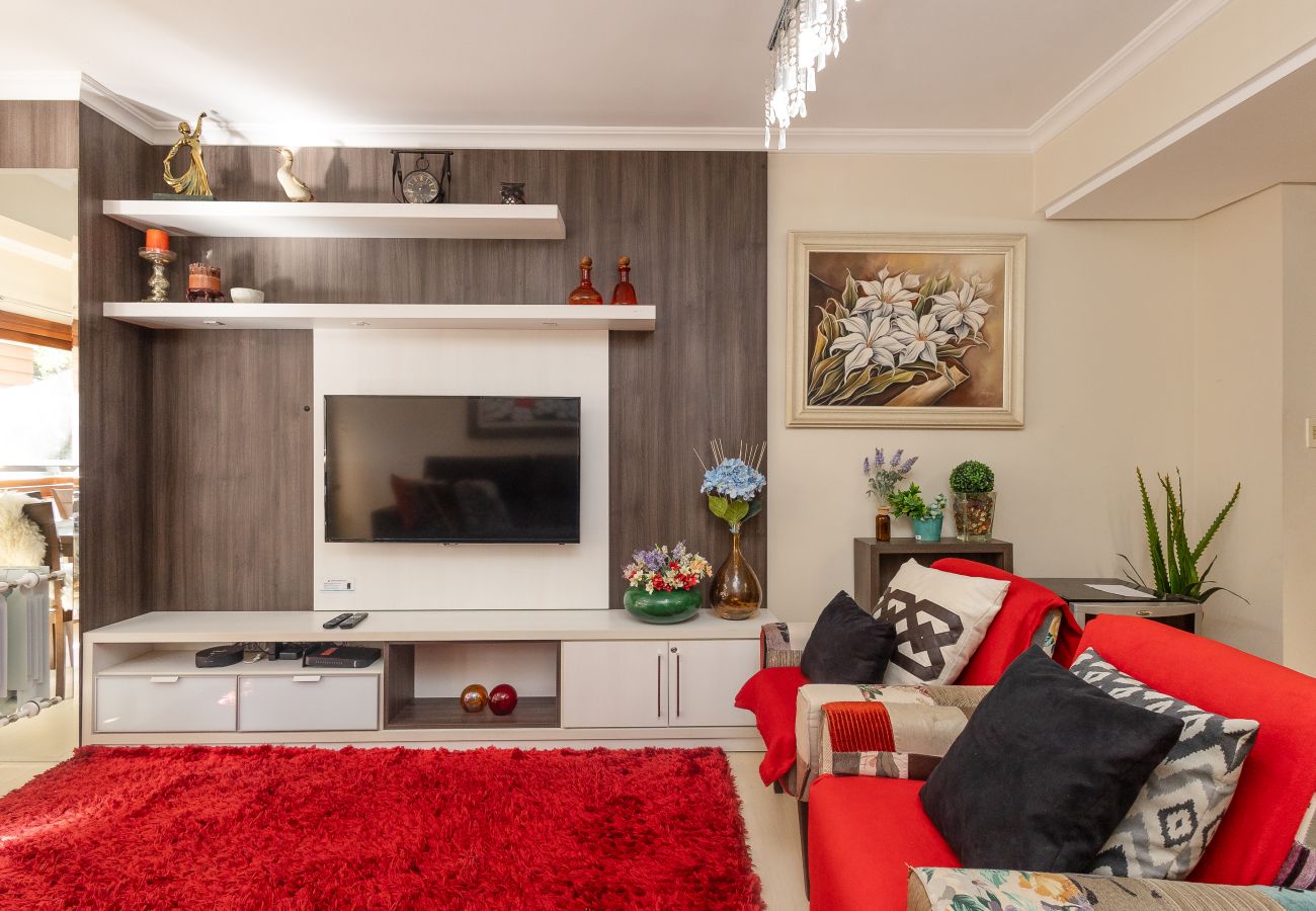 Apartamento em Gramado - Aconchegante apto 2 quartos (1 suíte) junto ao centro!