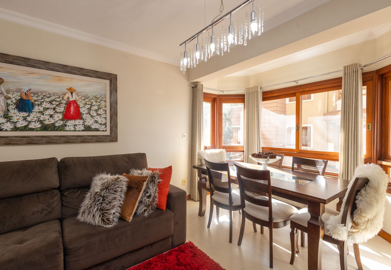 Apartamento em Gramado - Aconchegante apto 2 quartos (1 suíte) junto ao centro!
