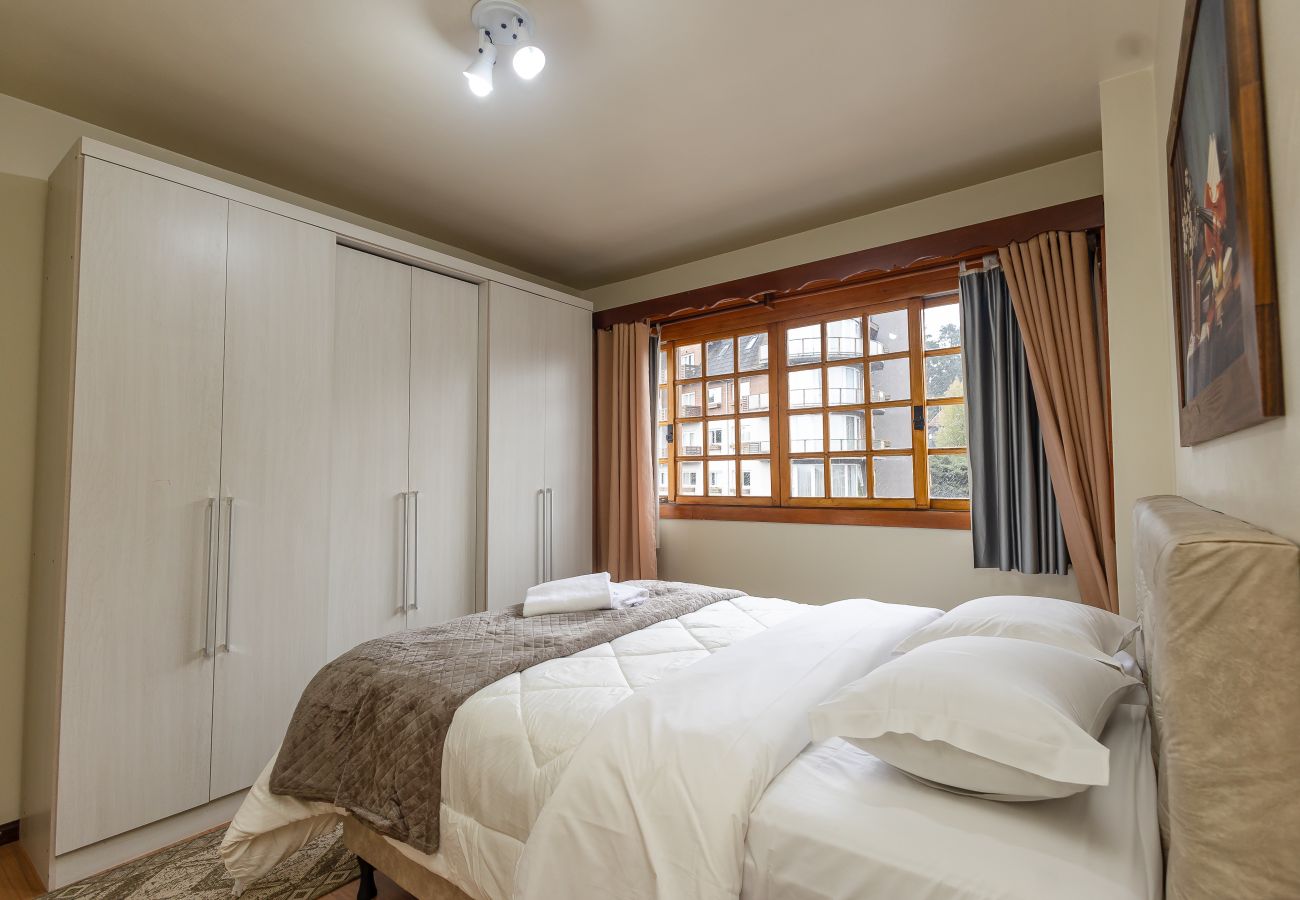 Apartamento em Gramado - Apto iluminado com 4 quartos a 700m da R Coberta!