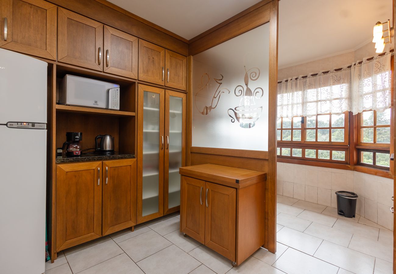 Apartamento em Gramado - Apto iluminado com 4 quartos a 700m da R Coberta!