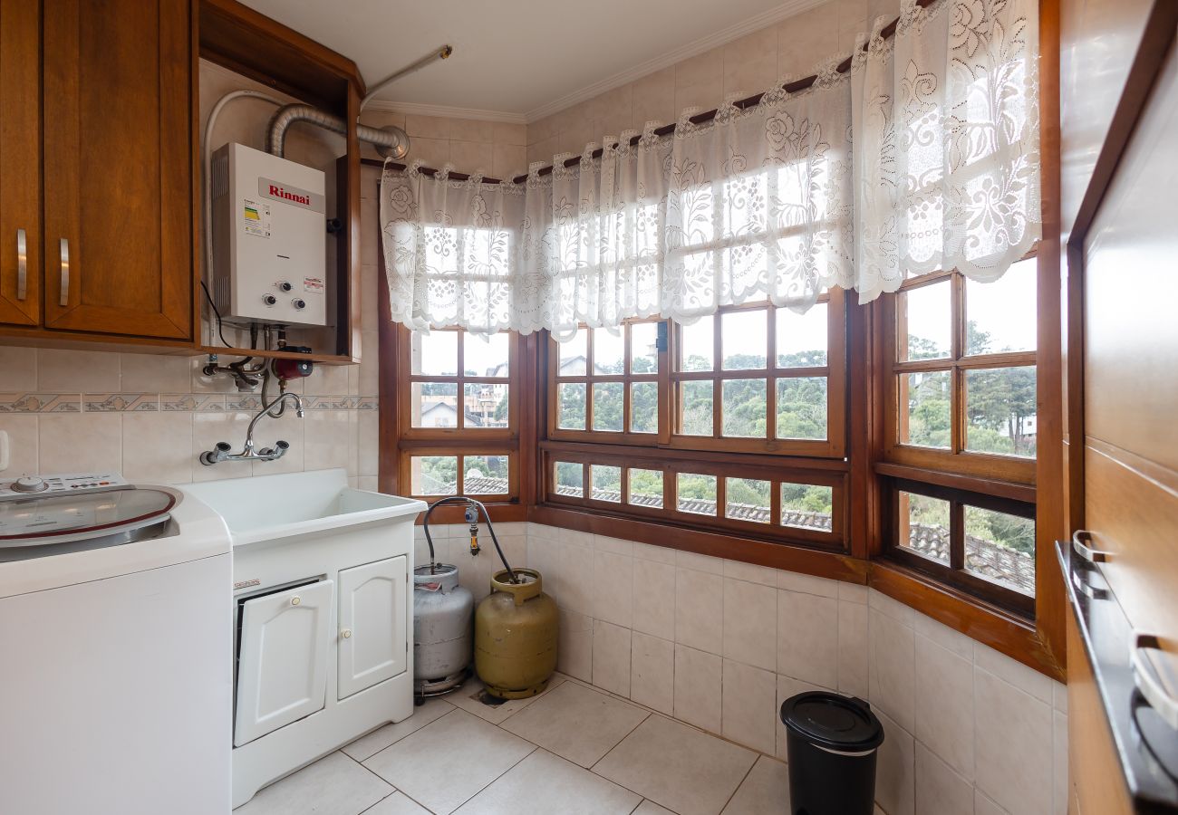 Apartamento em Gramado - Apto iluminado com 4 quartos a 700m da R Coberta!