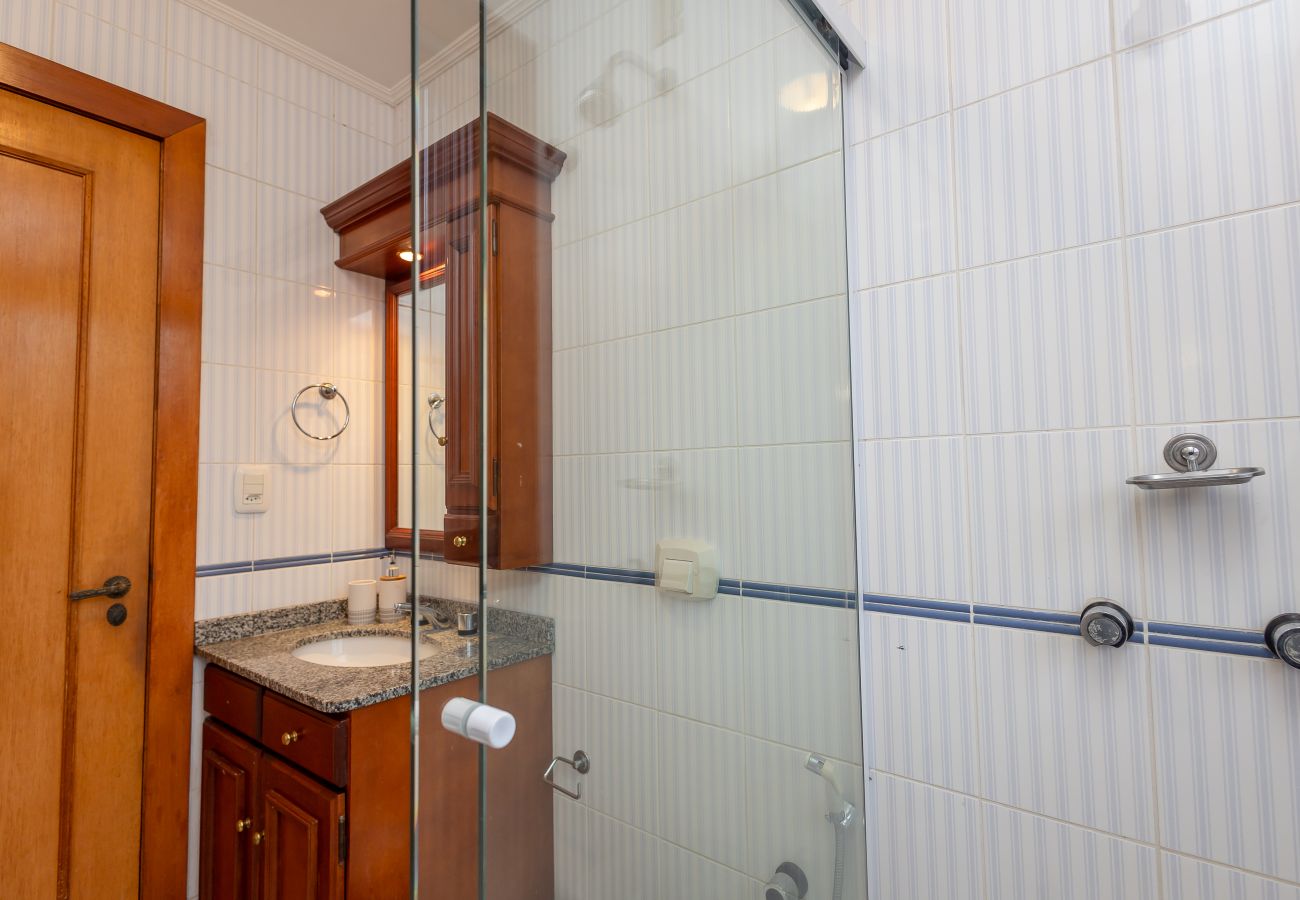 Apartamento em Gramado - Apto iluminado com 4 quartos a 700m da R Coberta!