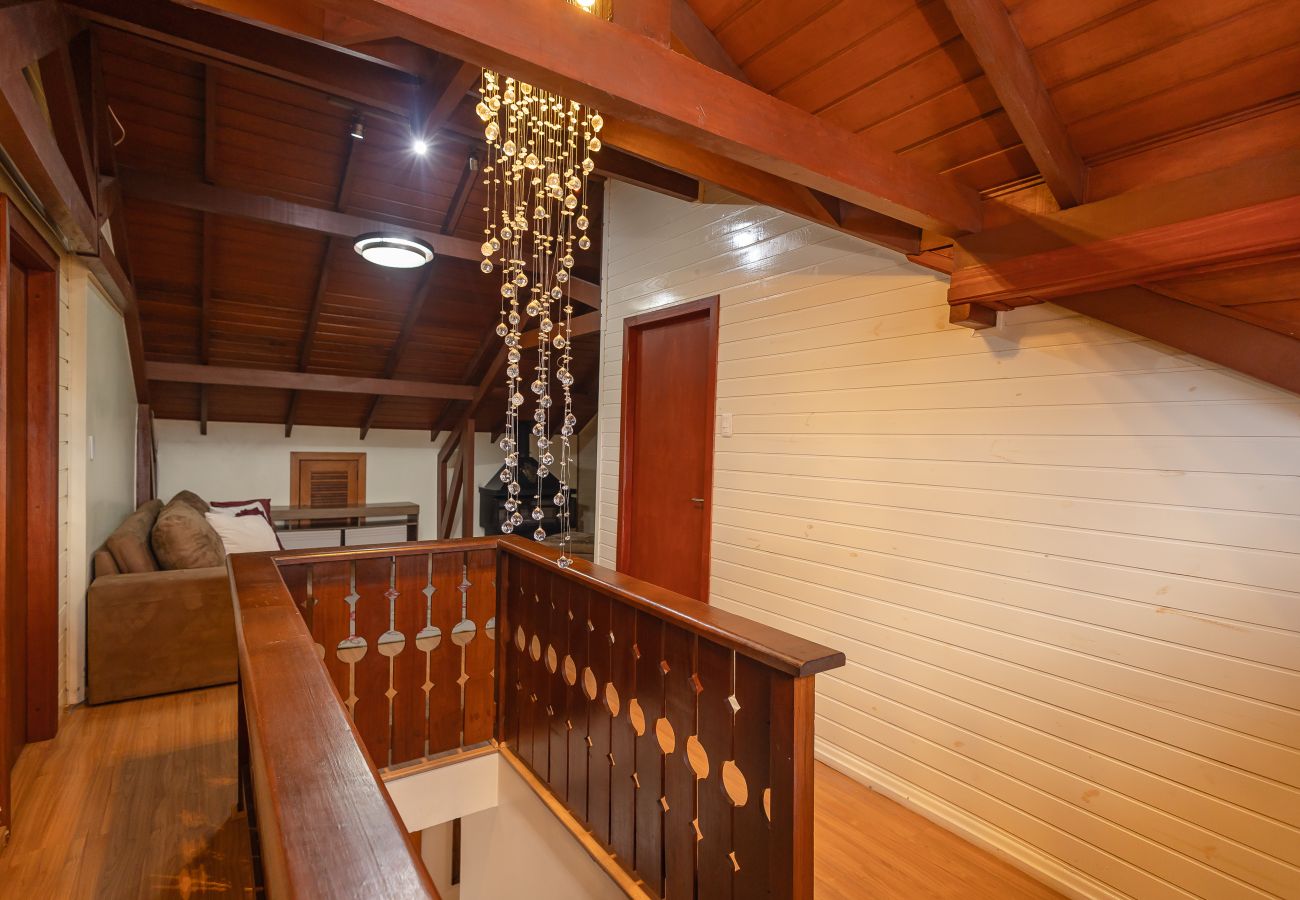 Apartamento em Gramado - Apto iluminado com 4 quartos a 700m da R Coberta!