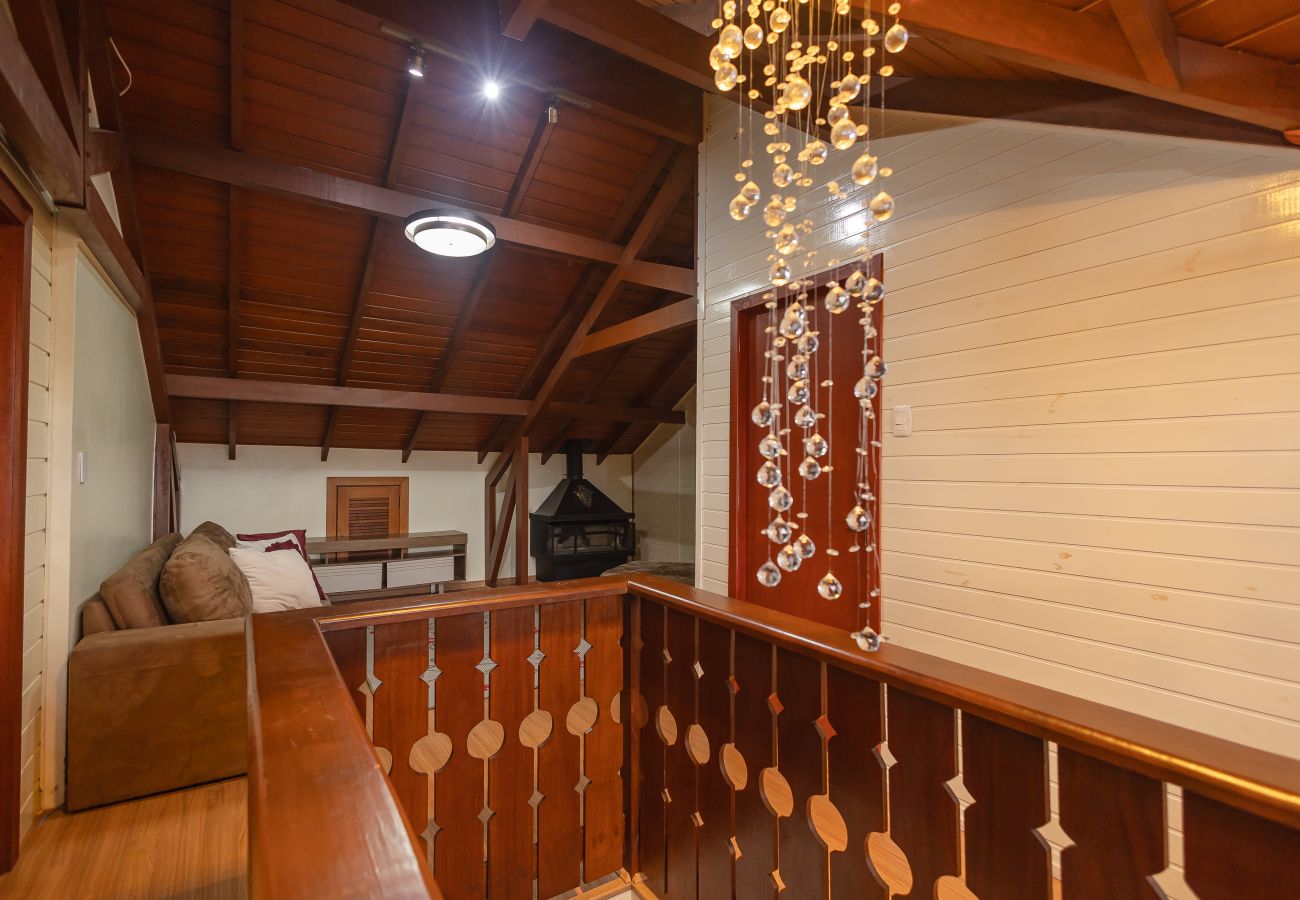 Apartamento em Gramado - Apto iluminado com 4 quartos a 700m da R Coberta!