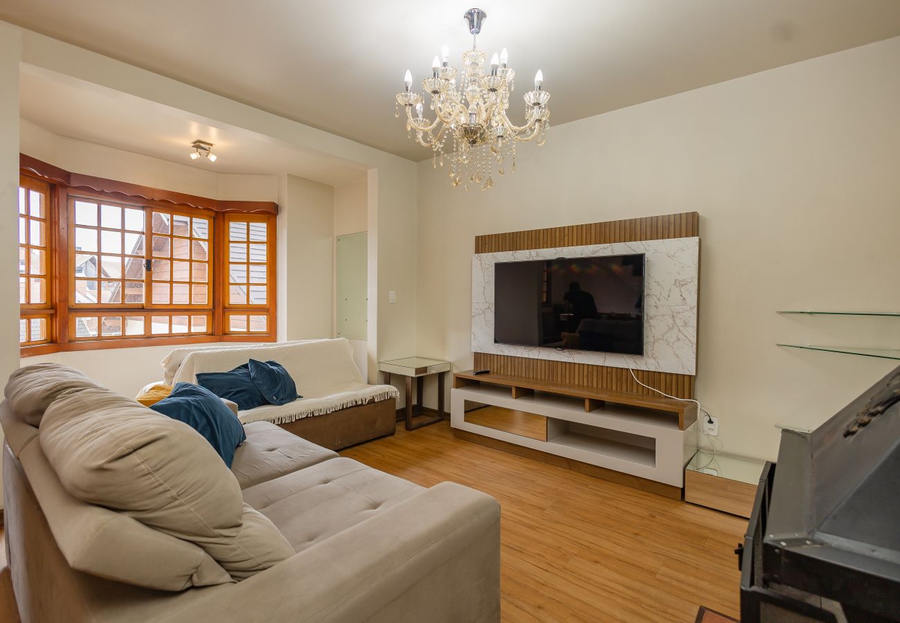 Apartamento em Gramado - Apto iluminado com 4 quartos a 700m da R Coberta!