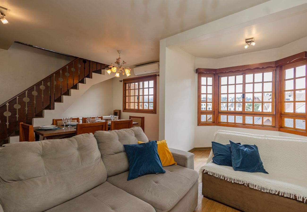 Apartamento em Gramado - Apto iluminado com 4 quartos a 700m da R Coberta!