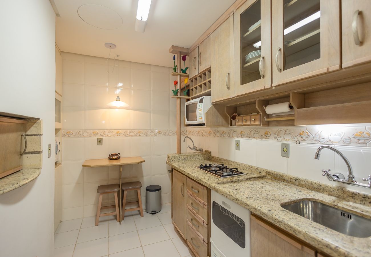 Apartamento em Gramado - 1D aconchegante com vista para o vale, 1,5km da R Coberta