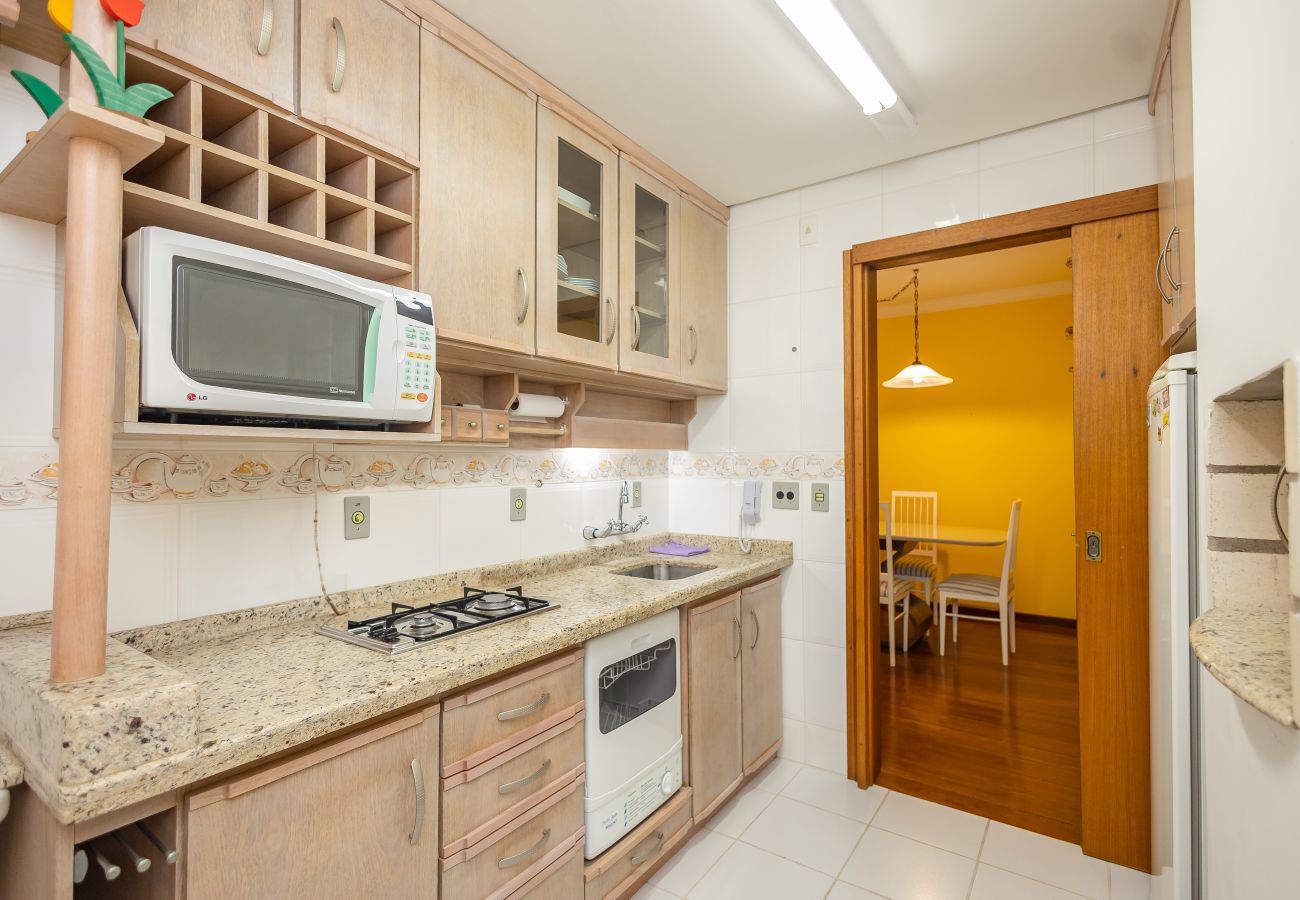 Apartamento em Gramado - 1D aconchegante com vista para o vale, 1,5km da R Coberta