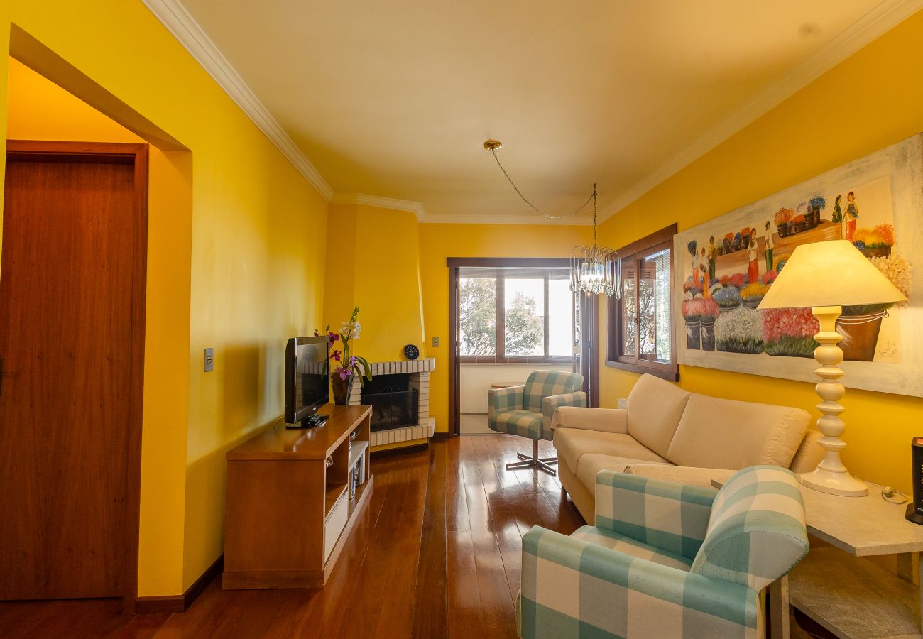 Apartamento em Gramado - 1D aconchegante com vista para o vale, 1,5km da R Coberta