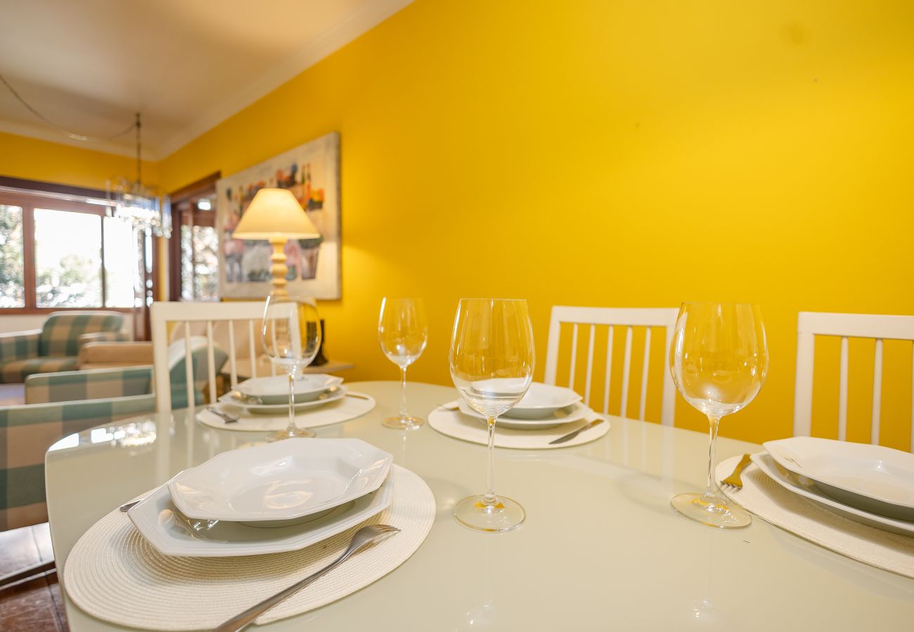 Apartamento em Gramado - 1D aconchegante com vista para o vale, 1,5km da R Coberta