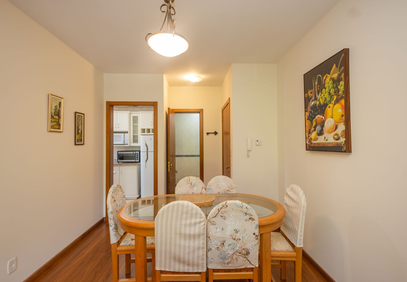 Apartamento em Gramado - Apto no coração de Gramado, a 300m da Rua Coberta 2D