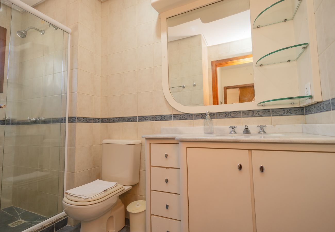 Apartamento em Gramado - Apto no coração de Gramado, a 300m da Rua Coberta 2D