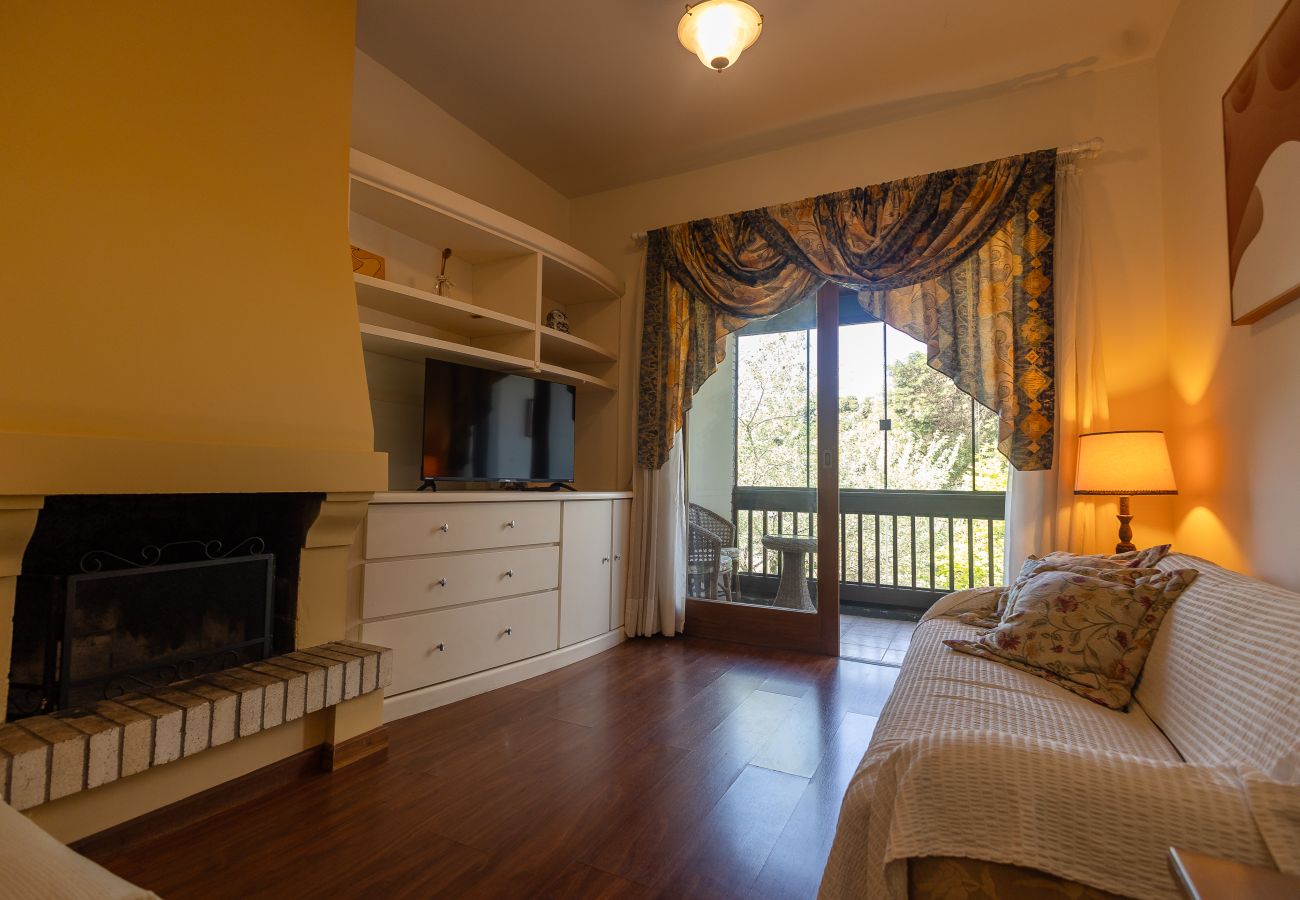 Apartamento em Gramado - Apto no coração de Gramado, a 300m da Rua Coberta 2D