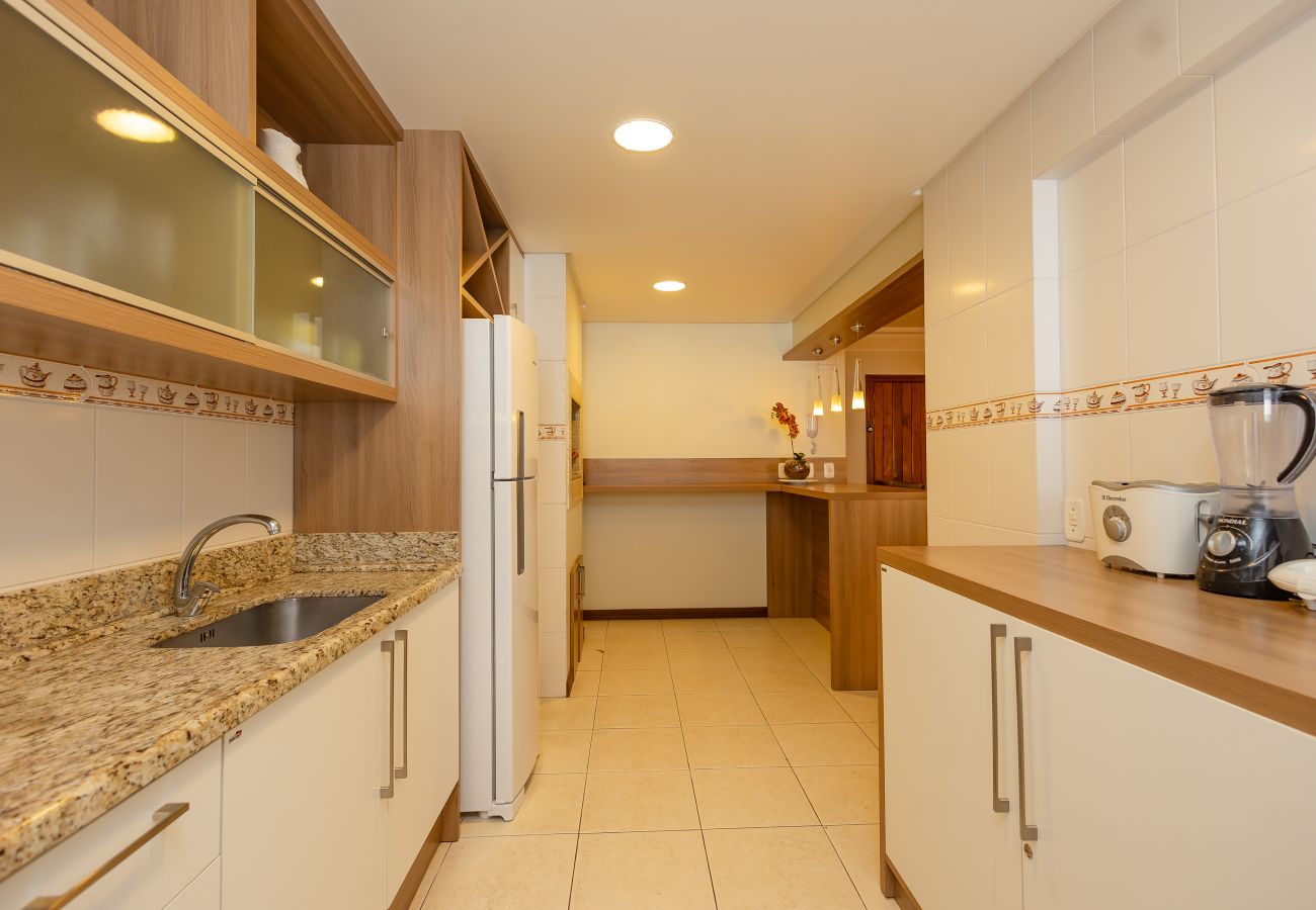 Apartamento em Gramado - Apto amplo 2D (banho social+lavabo) no coração de Gramado!