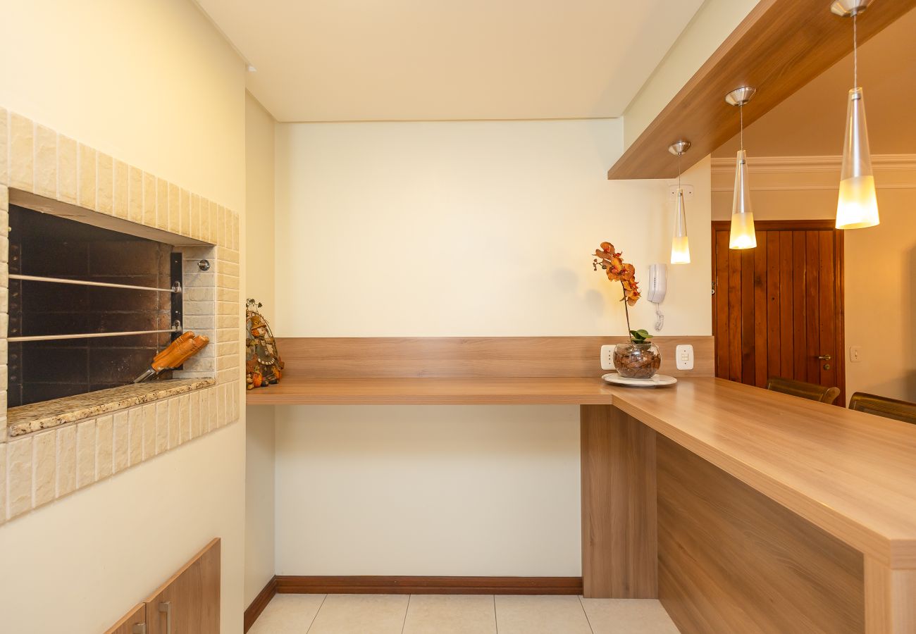 Apartamento em Gramado - Apto amplo 2D (banho social+lavabo) no coração de Gramado!