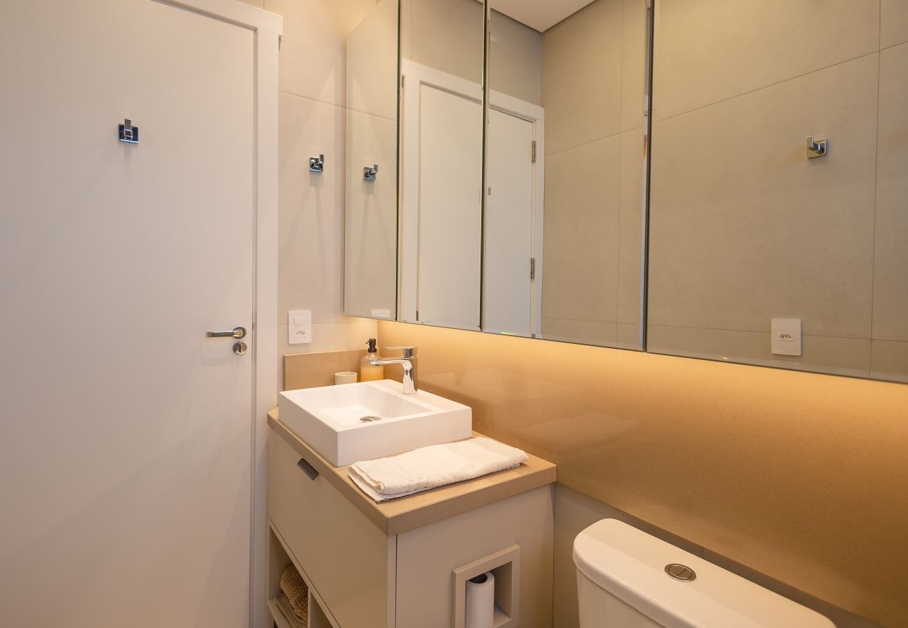 Apartamento em Gramado - NOVO! Apto alto Padrão 2 suítes a 600m da Rua Coberta