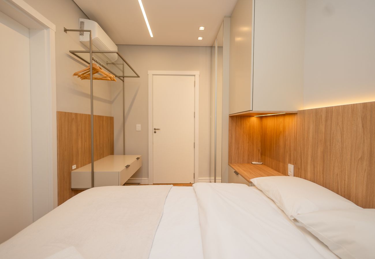 Apartamento em Gramado - NOVO! Apto alto Padrão 2 suítes a 600m da Rua Coberta