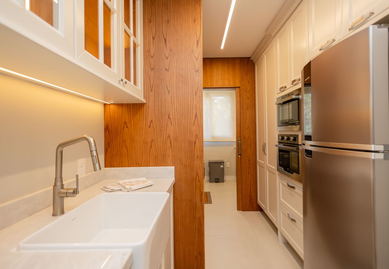 Apartamento em Gramado - NOVO! Apto alto Padrão 2 suítes a 600m da Rua Coberta