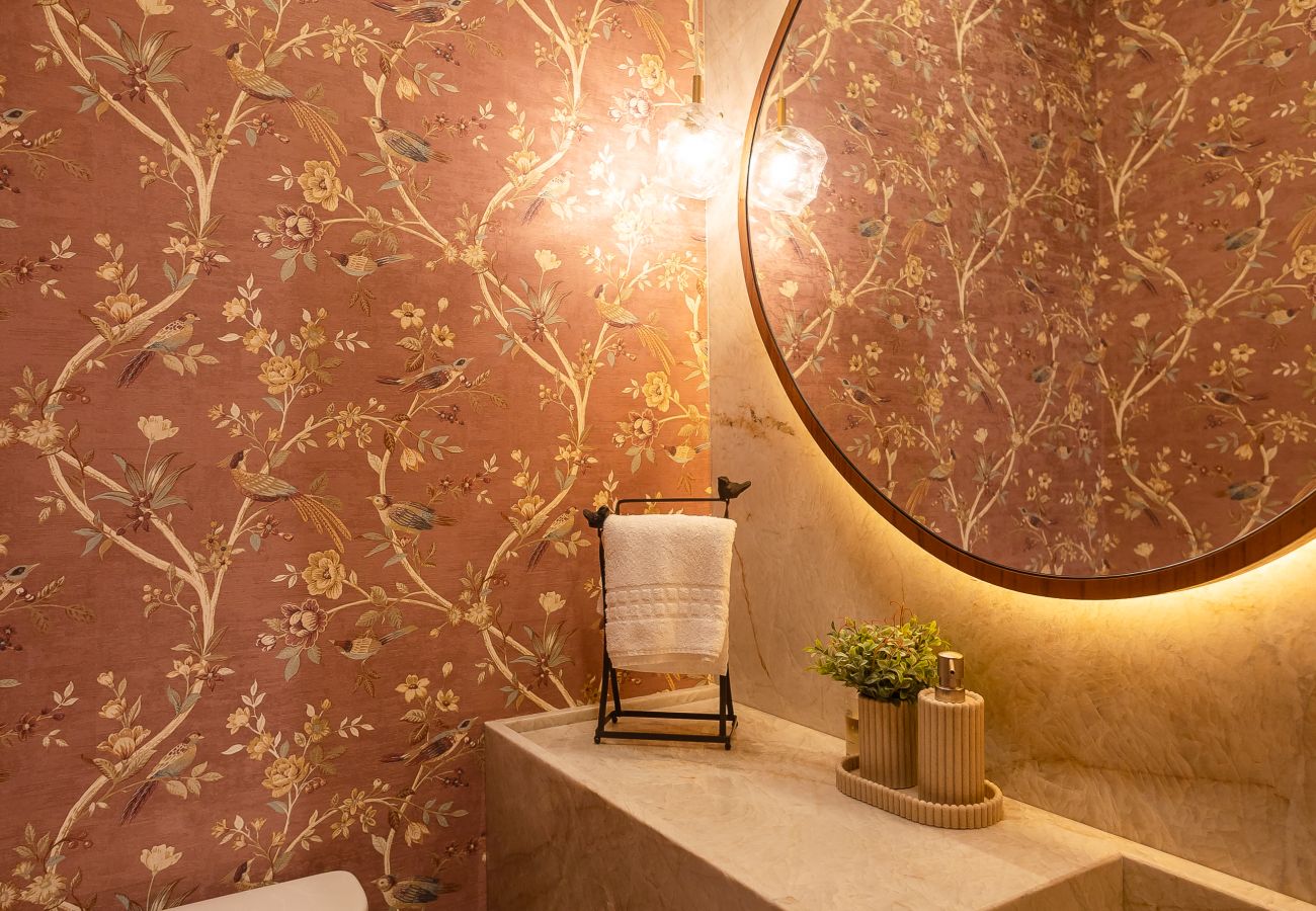 Apartamento em Gramado - NOVO! Apto alto Padrão 2 suítes a 600m da Rua Coberta