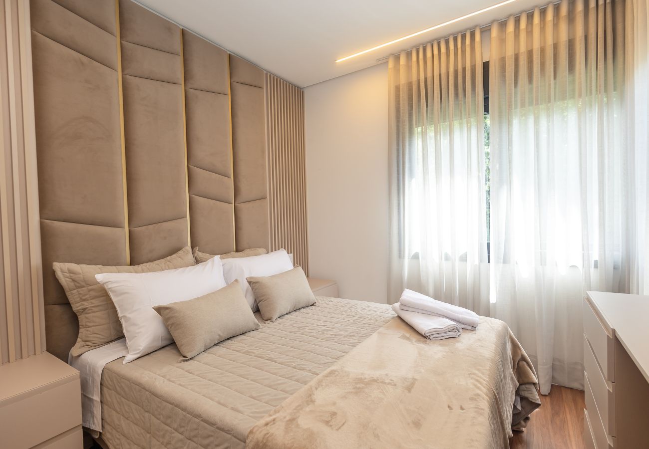 Apartamento em Gramado - NOVO! 2D (1 suite) em frente à Vila Olimpica (Várzea)