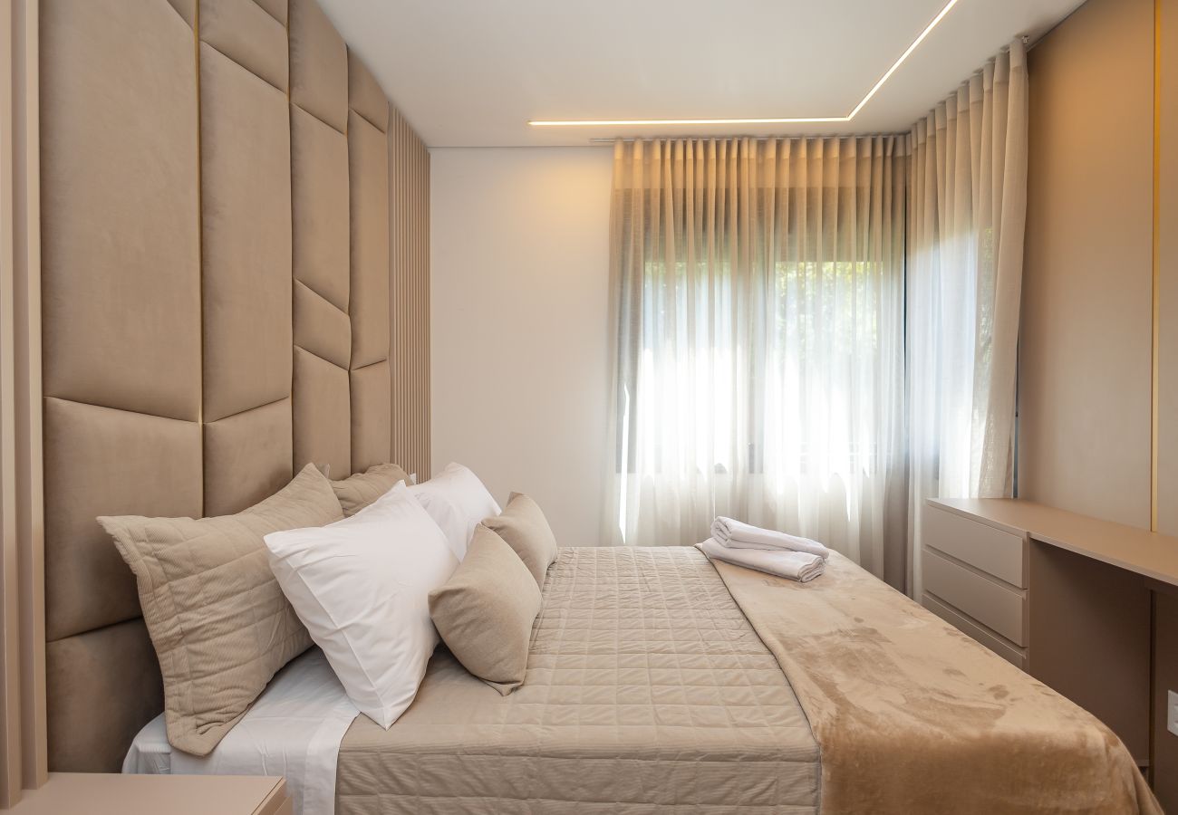 Apartamento em Gramado - NOVO! 2D (1 suite) em frente à Vila Olimpica (Várzea)