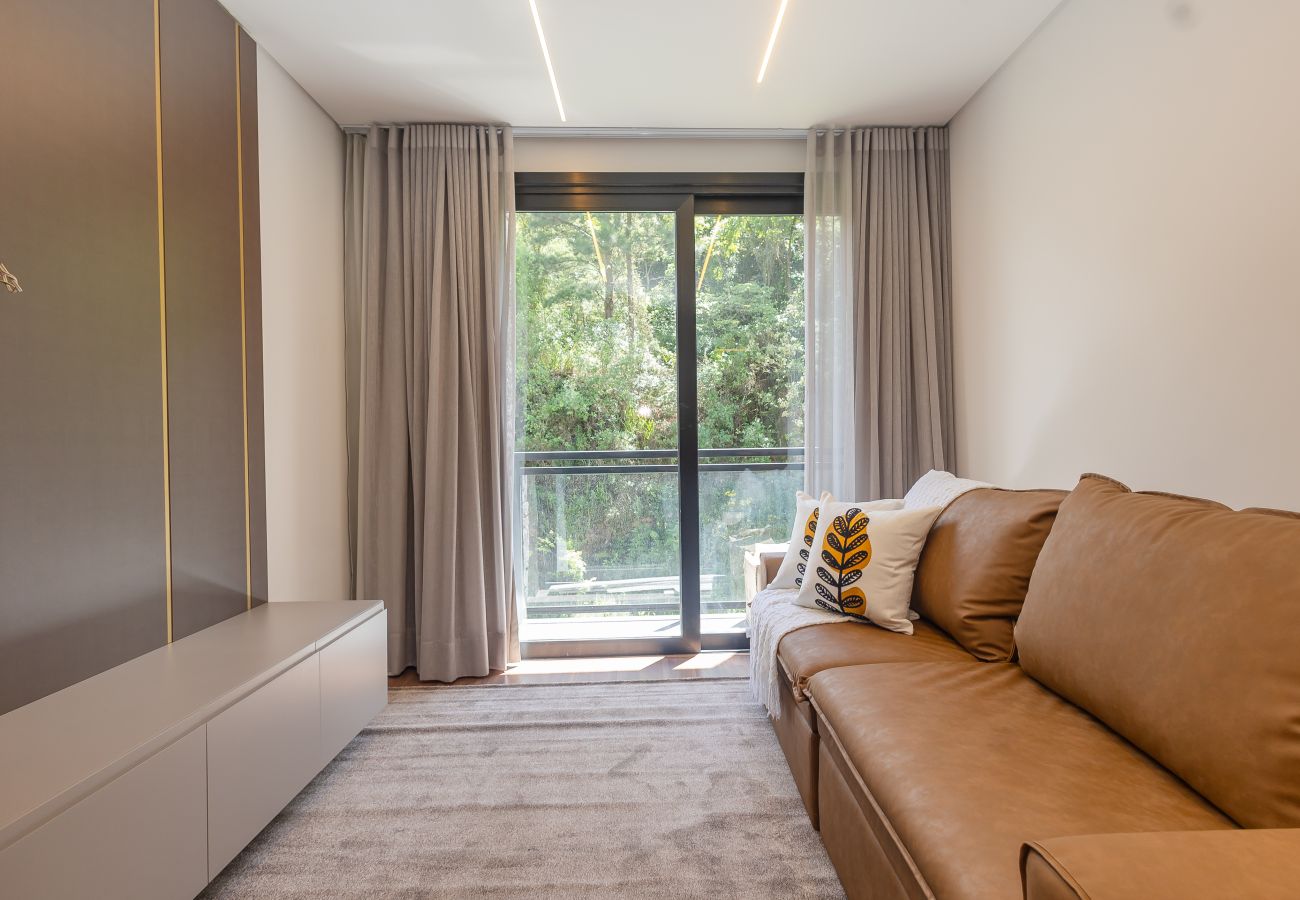 Apartamento em Gramado - NOVO! 2D (1 suite) em frente à Vila Olimpica (Várzea)