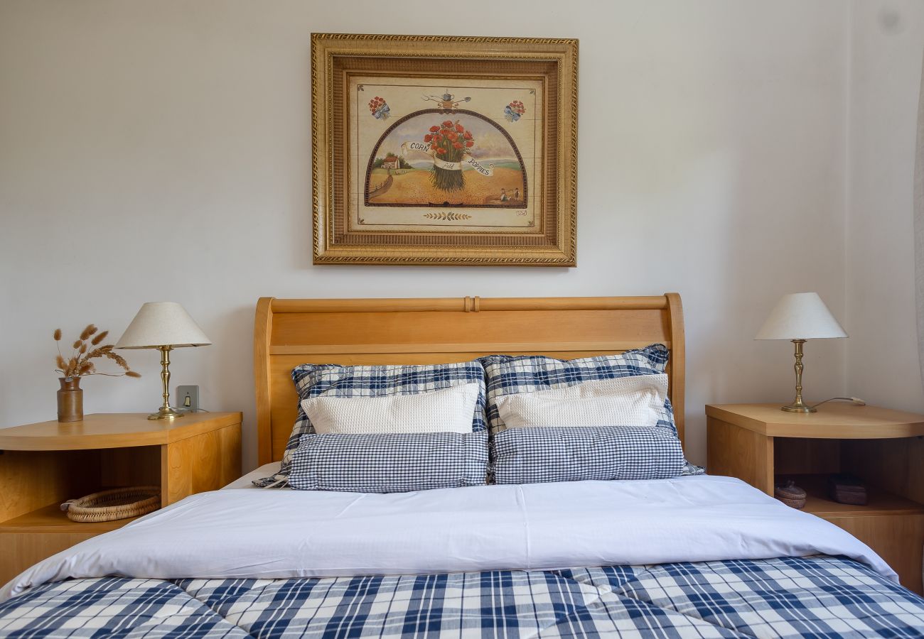 Apartamento em Gramado - 3D acolhedor na esq Lago Joaquina (600m da R Torta)