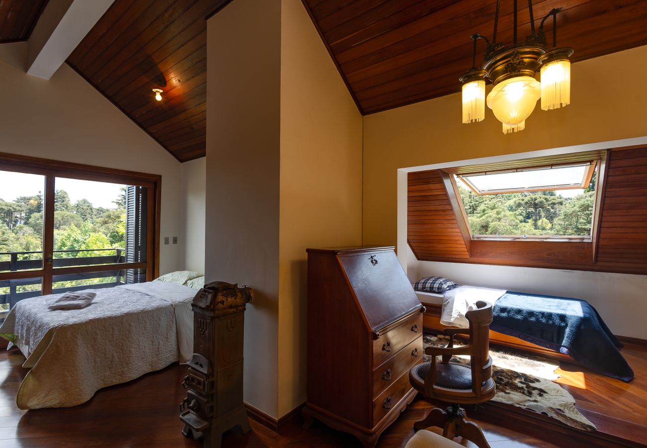 Apartamento em Gramado - 3D acolhedor na esq Lago Joaquina (600m da R Torta)