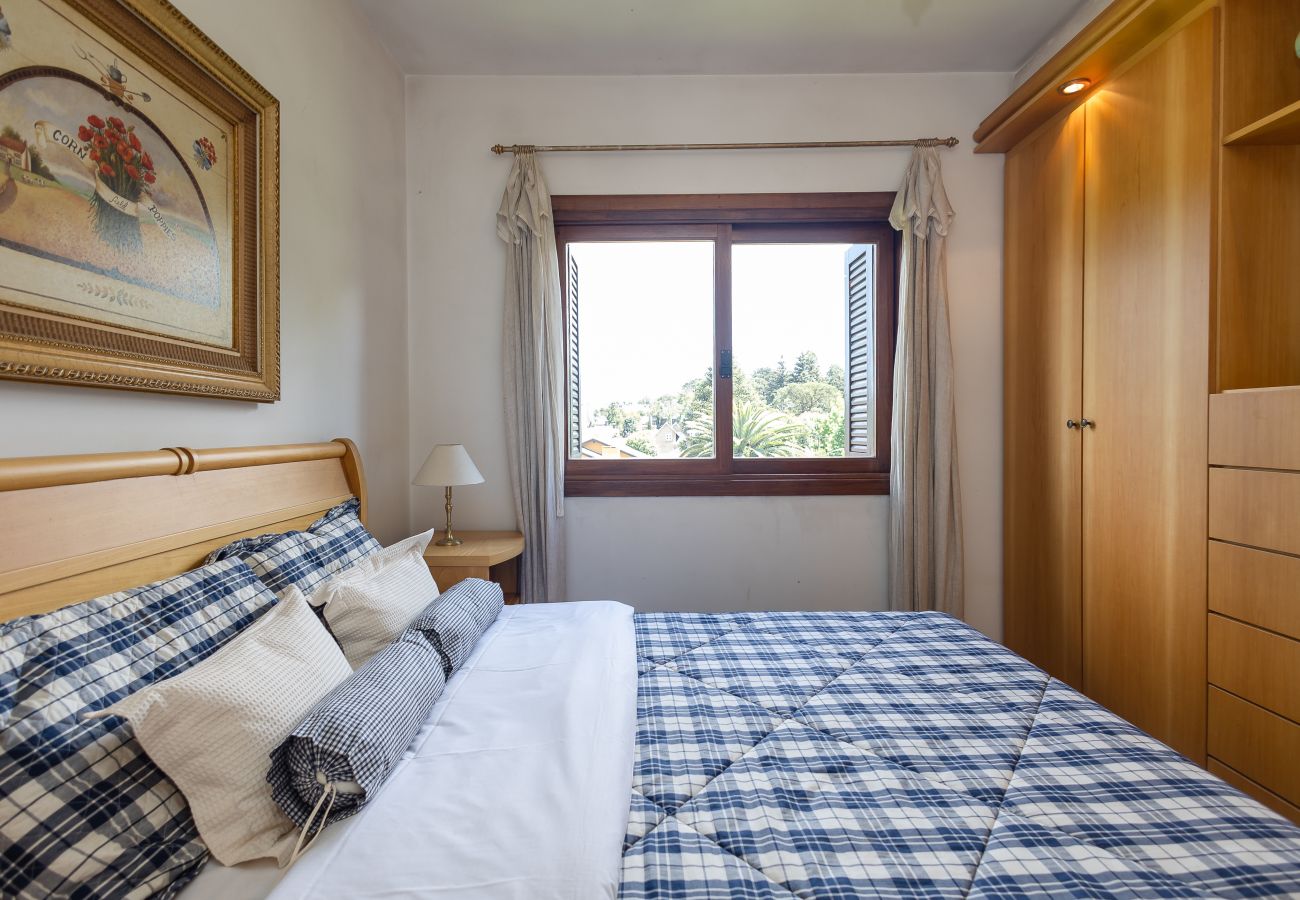 Apartamento em Gramado - 3D acolhedor na esq Lago Joaquina (600m da R Torta)