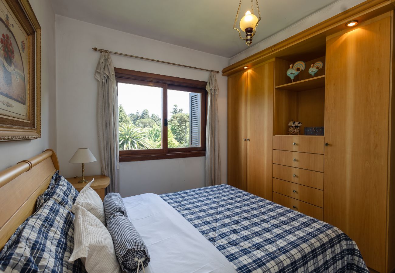 Apartamento em Gramado - 3D acolhedor na esq Lago Joaquina (600m da R Torta)