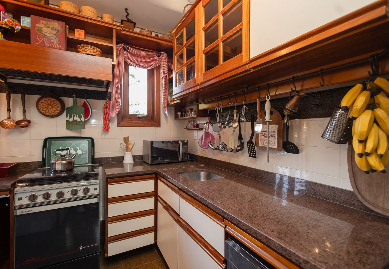 Apartamento em Gramado - 3D acolhedor na esq Lago Joaquina (600m da R Torta)