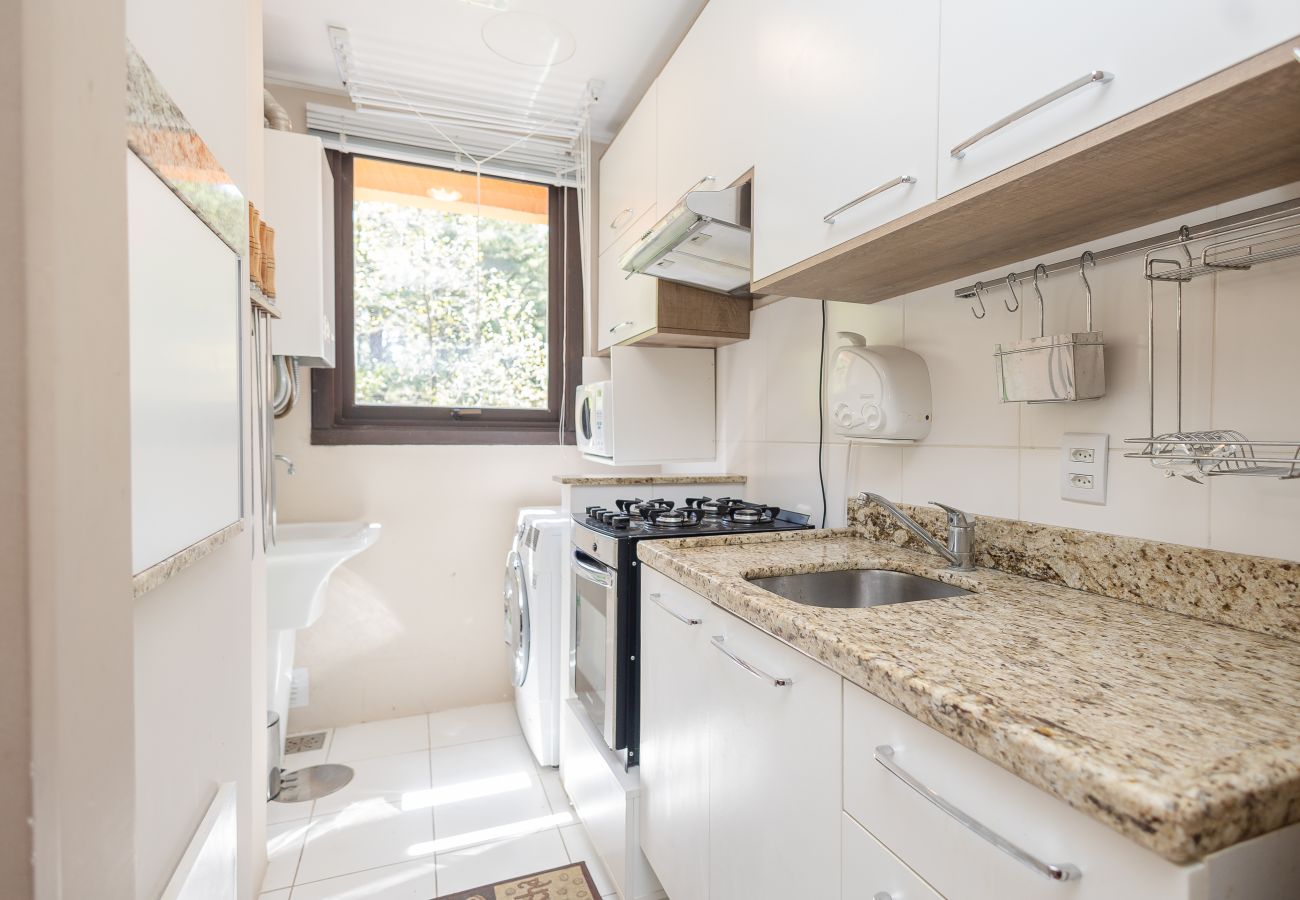 Apartamento em Gramado - Ap 2 quartos (1 suite com banheira) a 1km da R Coberta