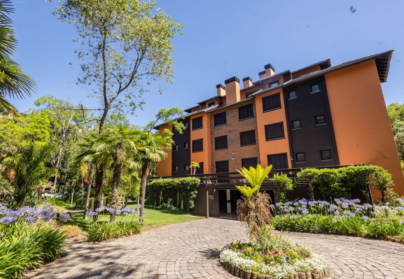 Apartamento em Gramado - Ap 2 quartos (1 suite com banheira) a 1km da R Coberta