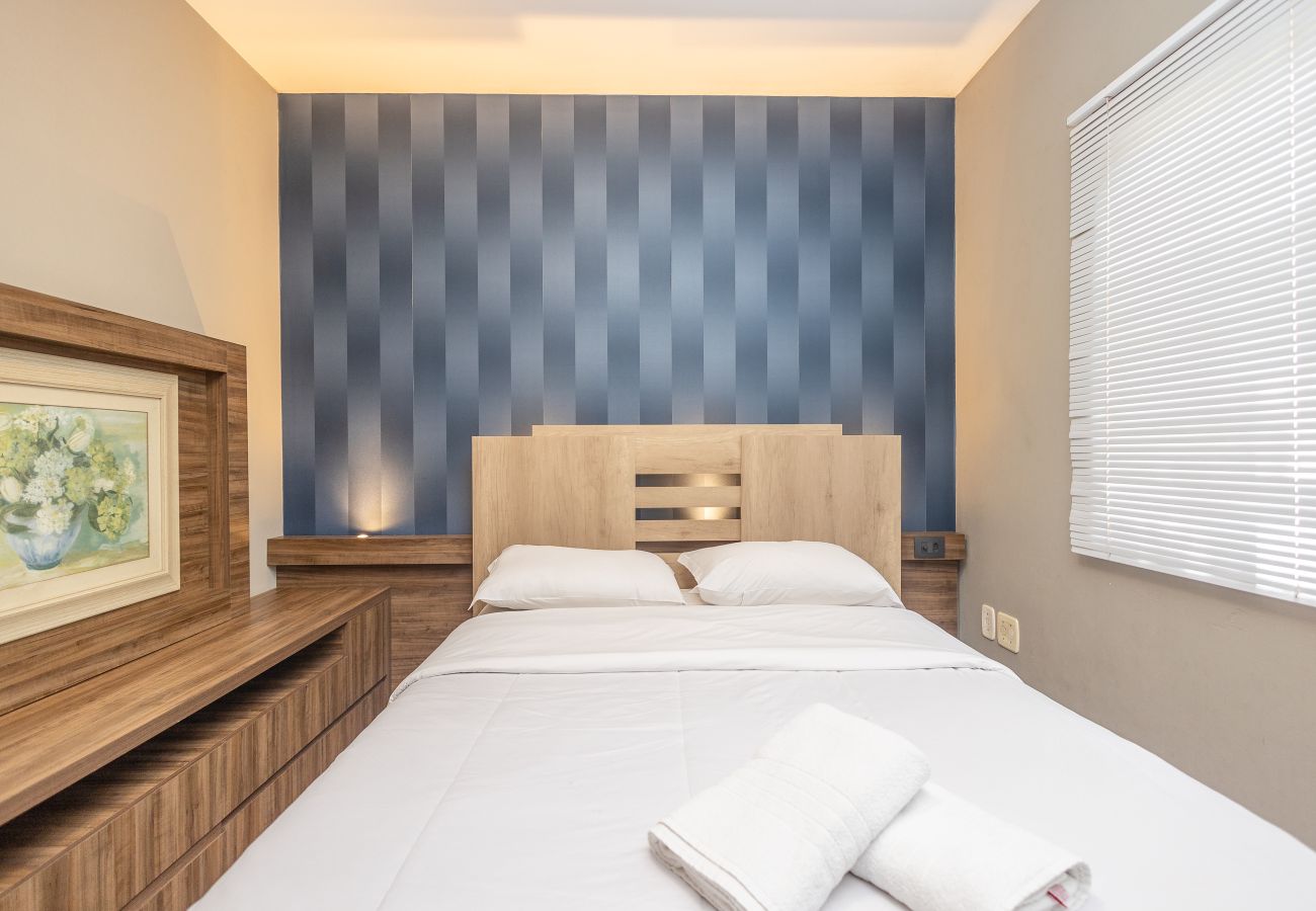 Apartamento em Gramado - Ap acolhedor na esq do Lago Joaquina (2 suites)