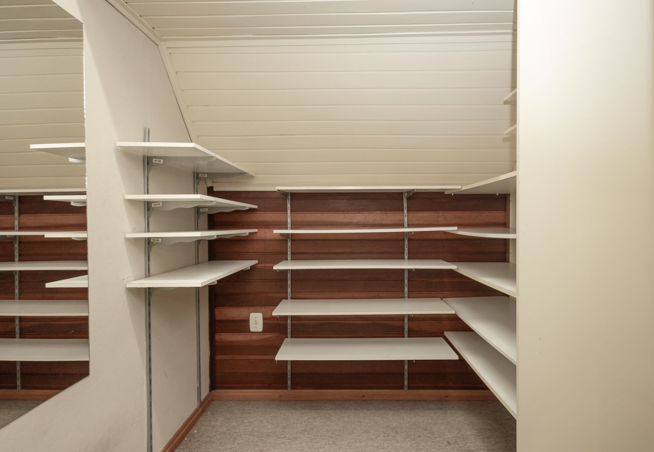 Apartamento em Gramado - Ap acolhedor na esq do Lago Joaquina (2 suites)