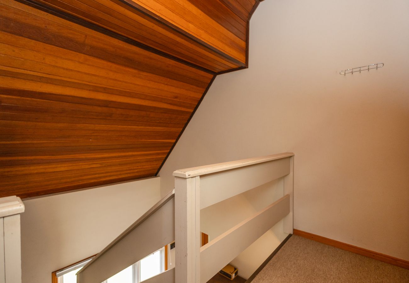 Apartamento em Gramado - Ap acolhedor na esq do Lago Joaquina (2 suites)