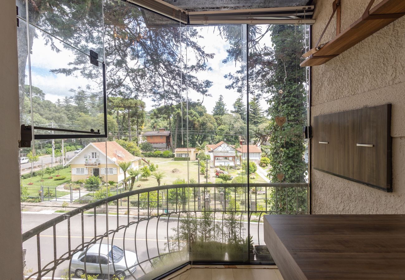 Apartamento em Gramado - Ap acolhedor na esq do Lago Joaquina (2 suites)