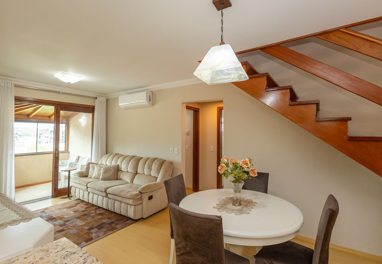 Apartamento em Gramado - Ap 3D na av Borges de Medeiros (3 banheiros, 2 vagas)