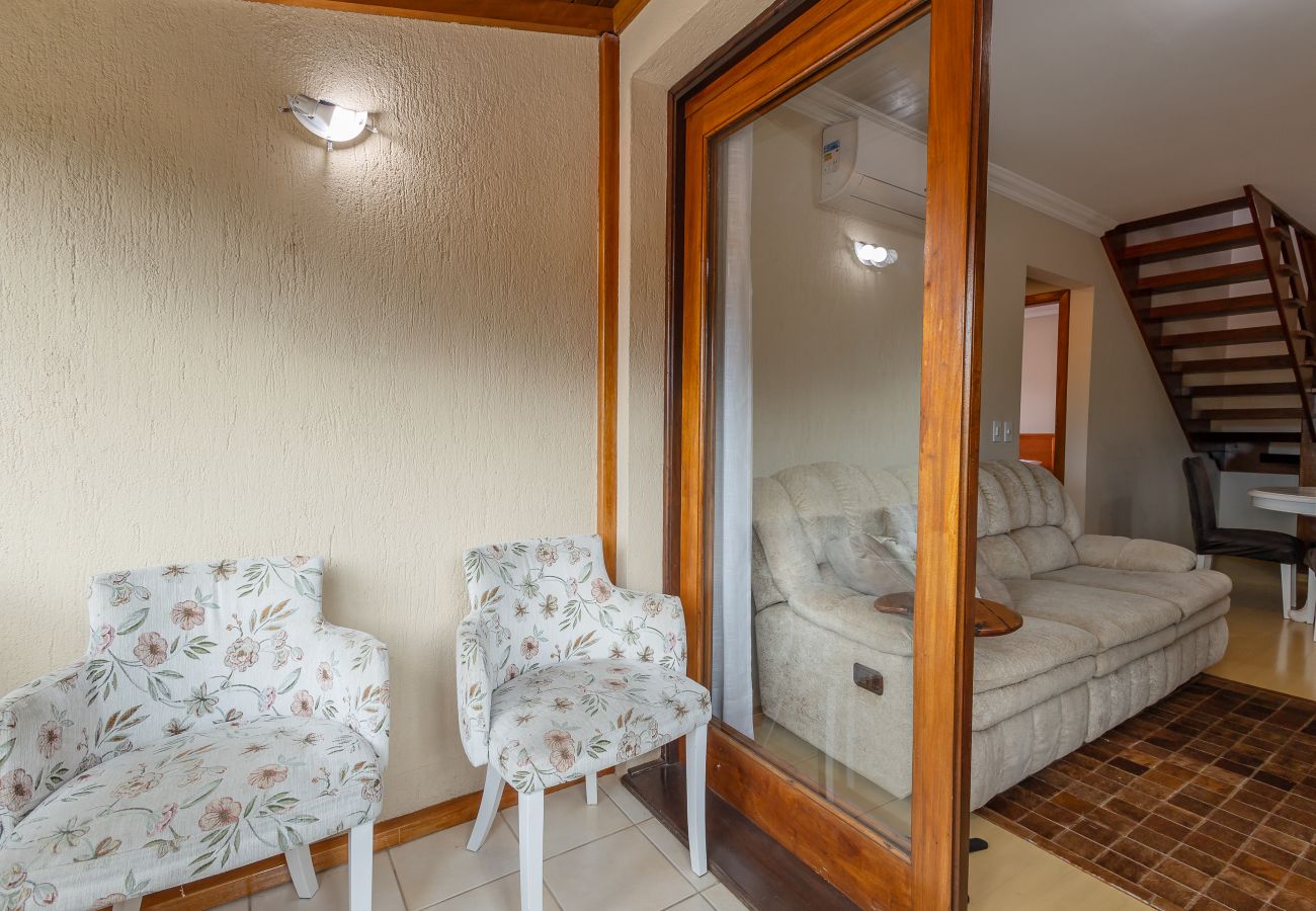 Apartamento em Gramado - Ap 3D na av Borges de Medeiros (3 banheiros, 2 vagas)