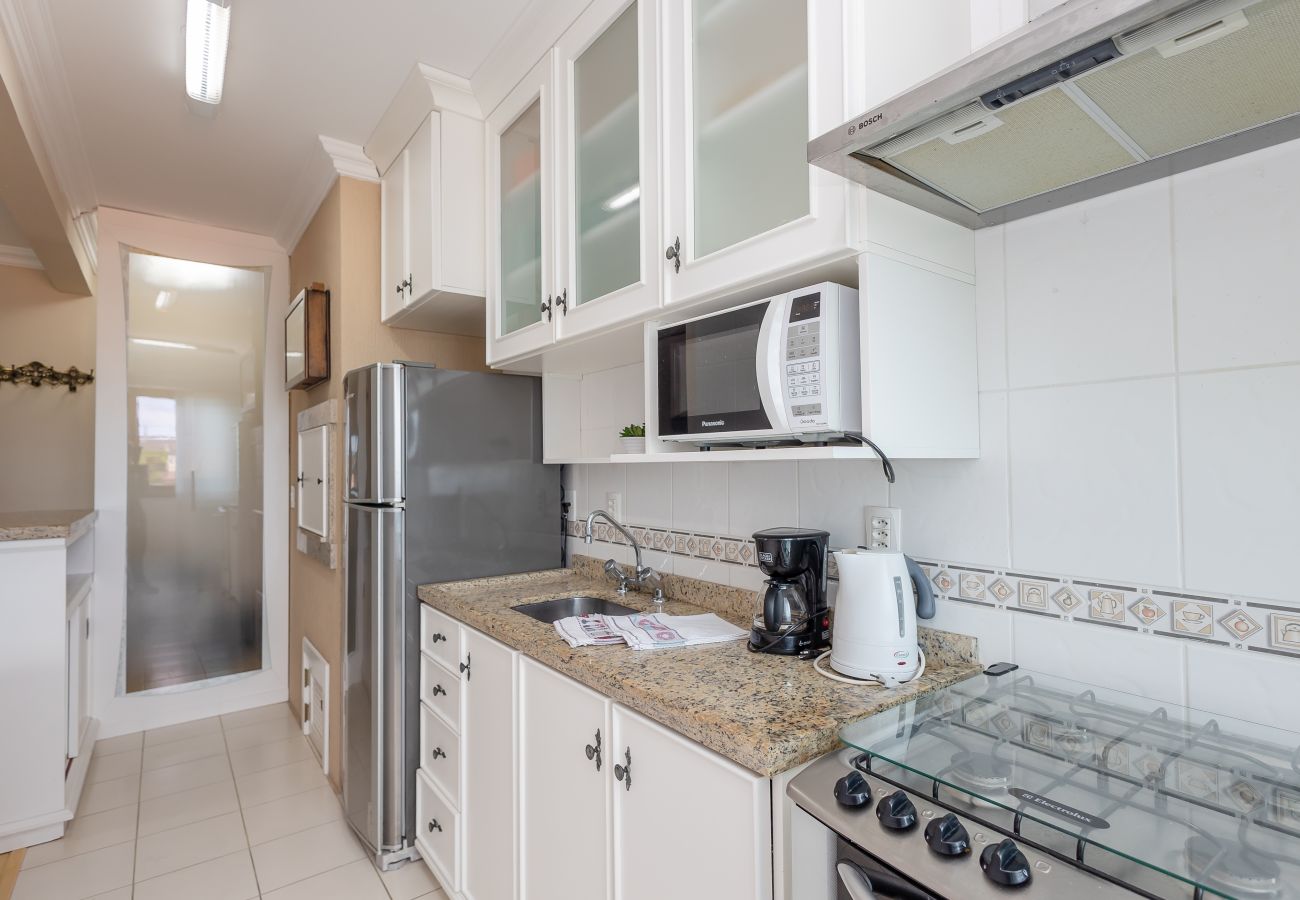 Apartamento em Gramado - Ap 3D na av Borges de Medeiros (3 banheiros, 2 vagas)