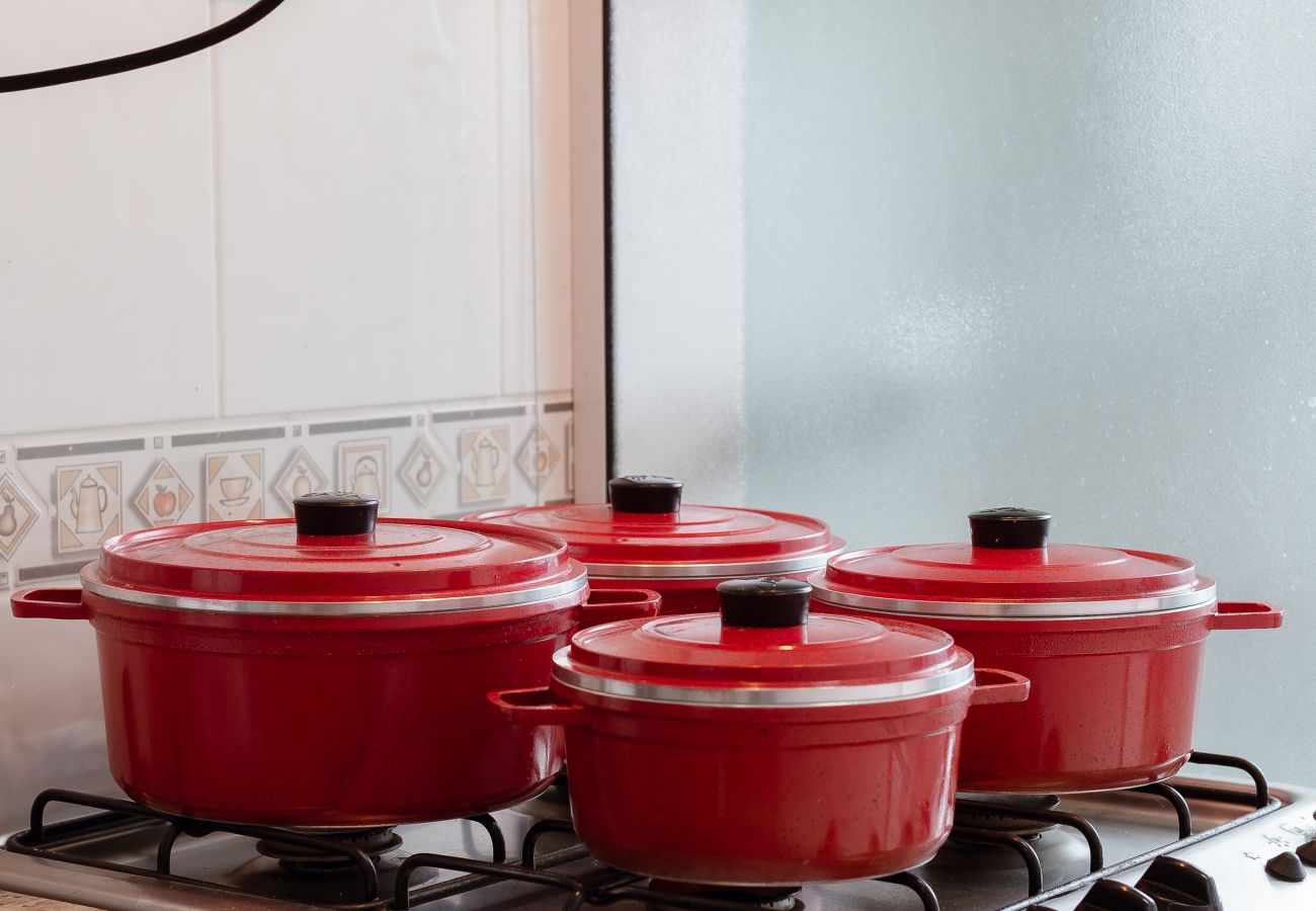 Apartamento em Gramado - Ap 3D na av Borges de Medeiros (3 banheiros, 2 vagas)