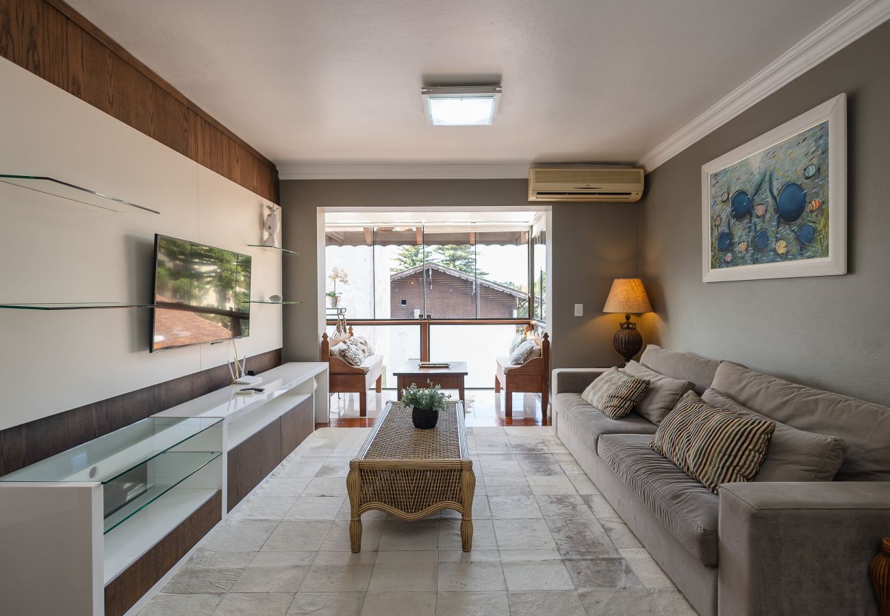 Apartamento em Gramado - Disfrute o centro sem carro! 4 quartos a 60m da Rua Coberta! 