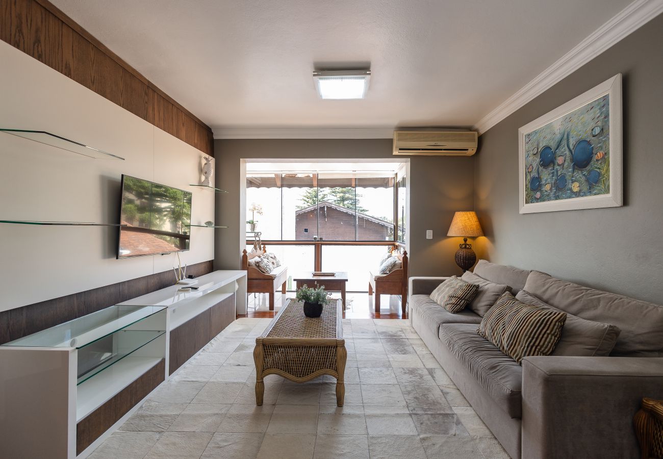 Apartamento em Gramado - Disfrute o centro sem carro! 4 quartos a 60m da Rua Coberta! 