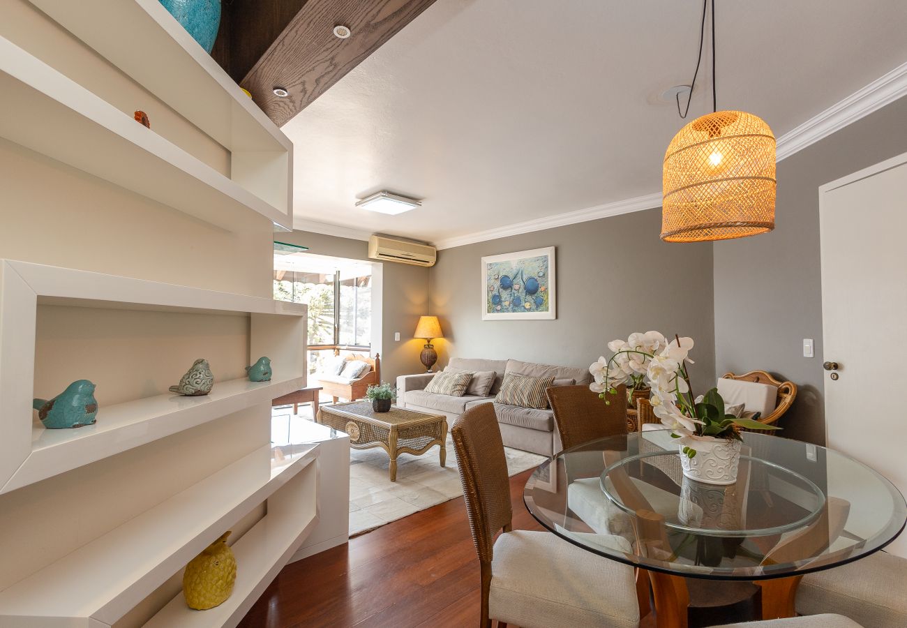 Apartamento em Gramado - Disfrute o centro sem carro! 4 quartos a 60m da Rua Coberta! 