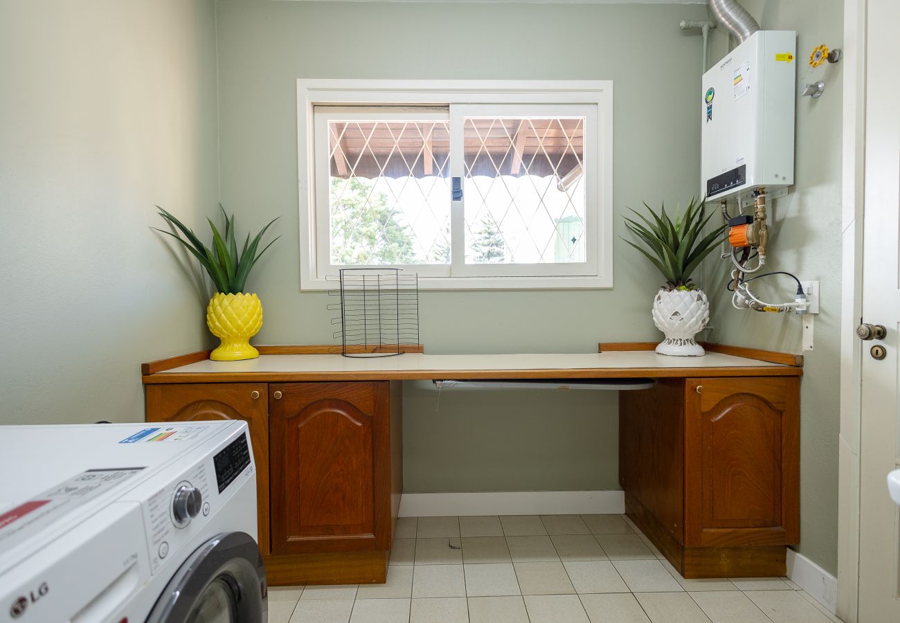 Apartamento em Gramado - Disfrute o centro sem carro! 4 quartos a 60m da Rua Coberta! 