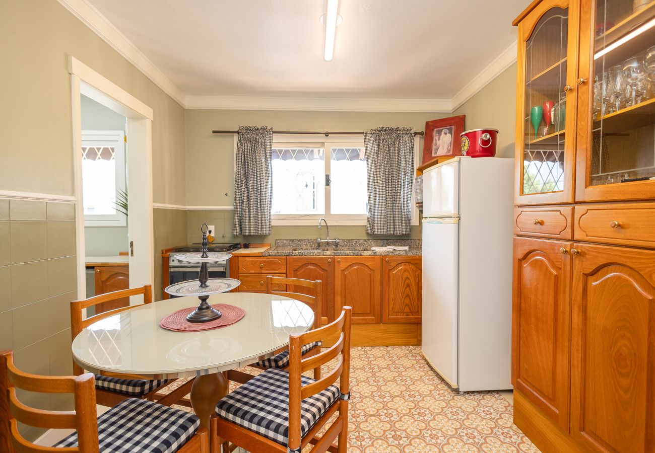 Apartamento em Gramado - Disfrute o centro sem carro! 4 quartos a 60m da Rua Coberta! 